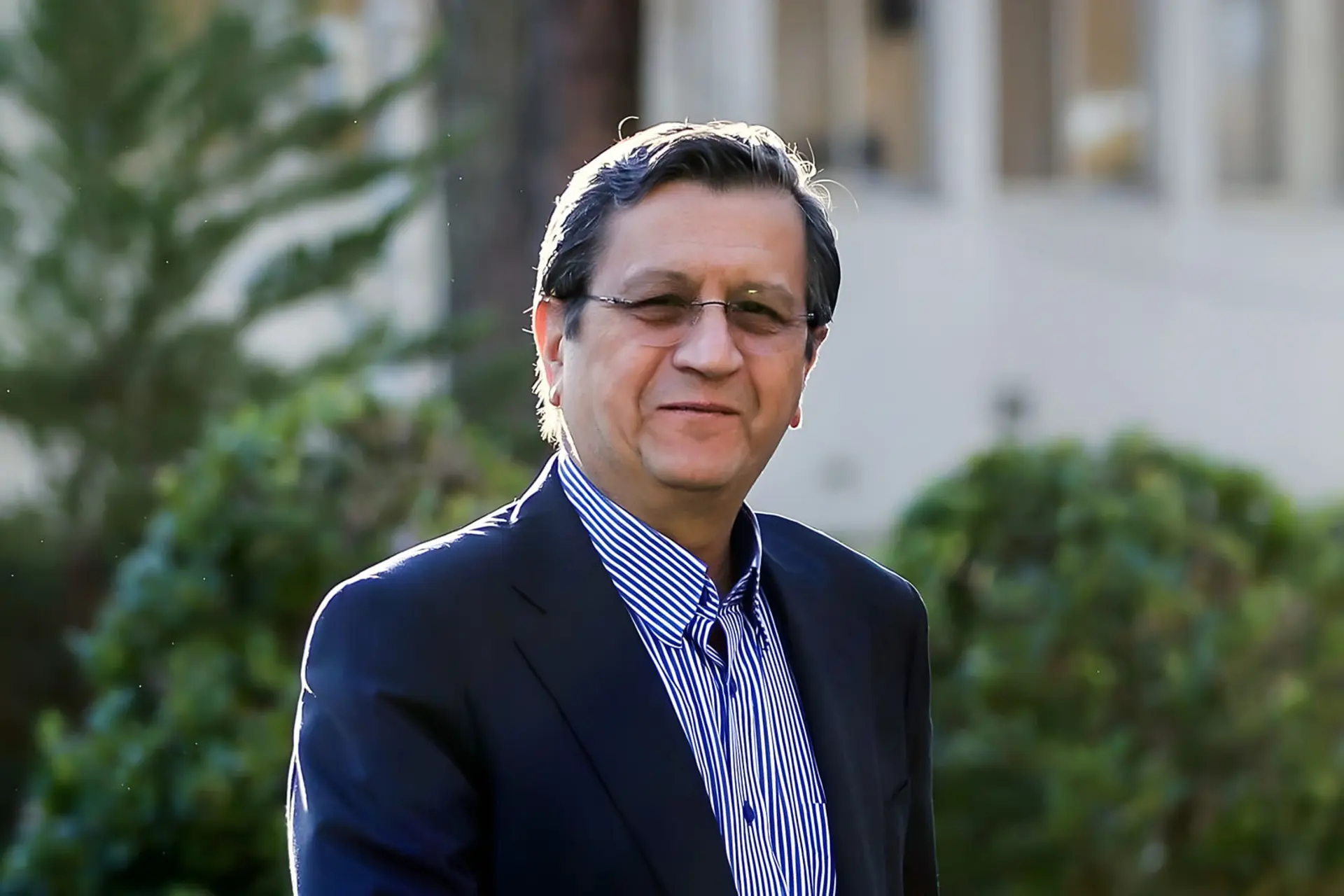 عبدالناصر همتی رئیس کل بانک مرکزی